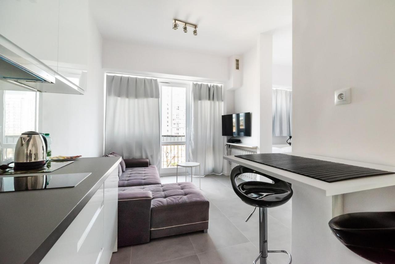 Chlodna Sky Blue Aparament Варшава Екстериор снимка