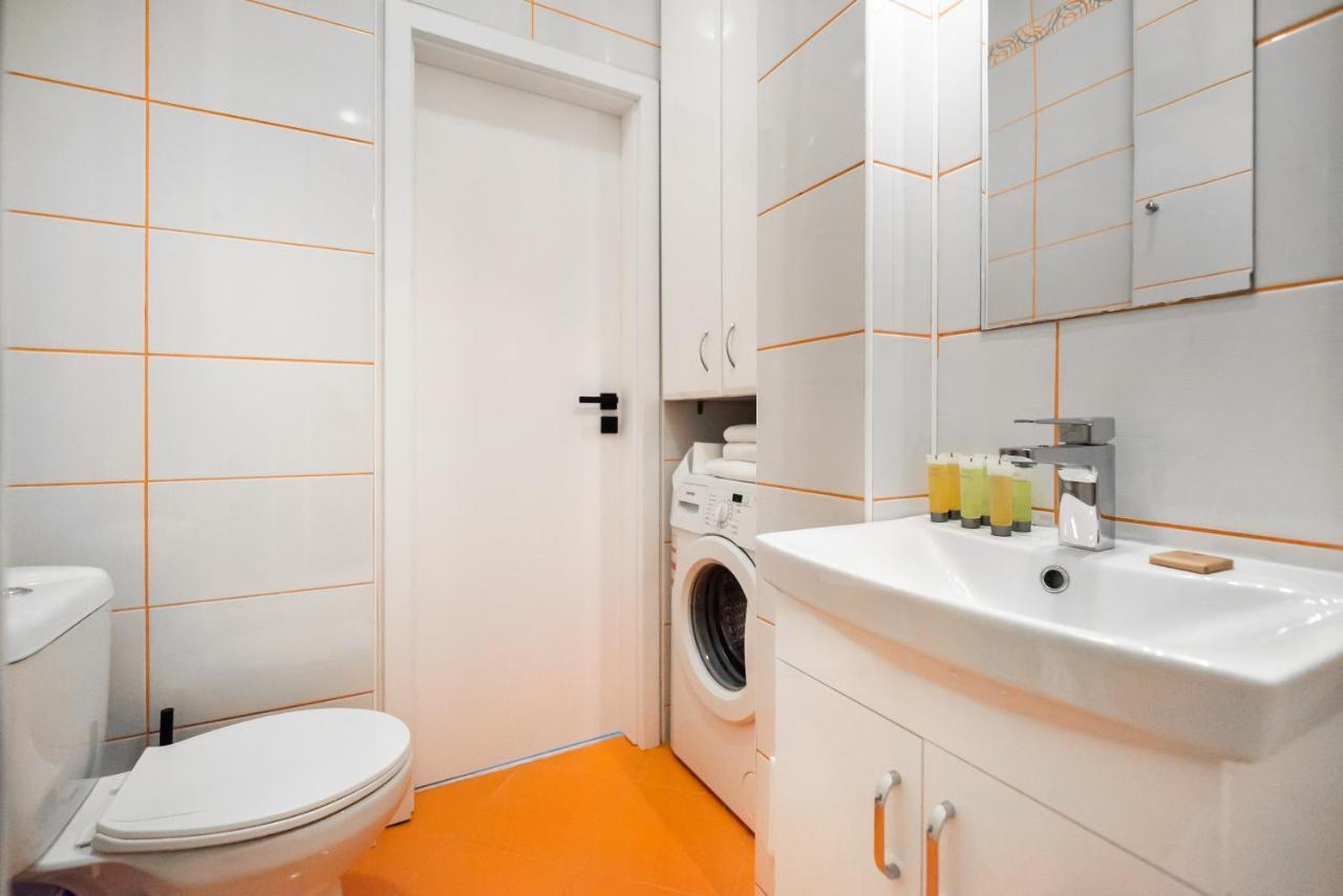 Chlodna Sky Blue Aparament Варшава Екстериор снимка